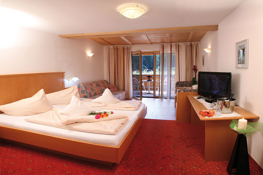 Sonnenzimmer - Innenansicht - Hotel Restaurant Waldheim